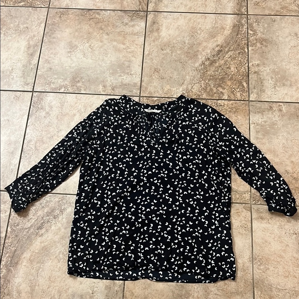 Women's Black and White Printed Top